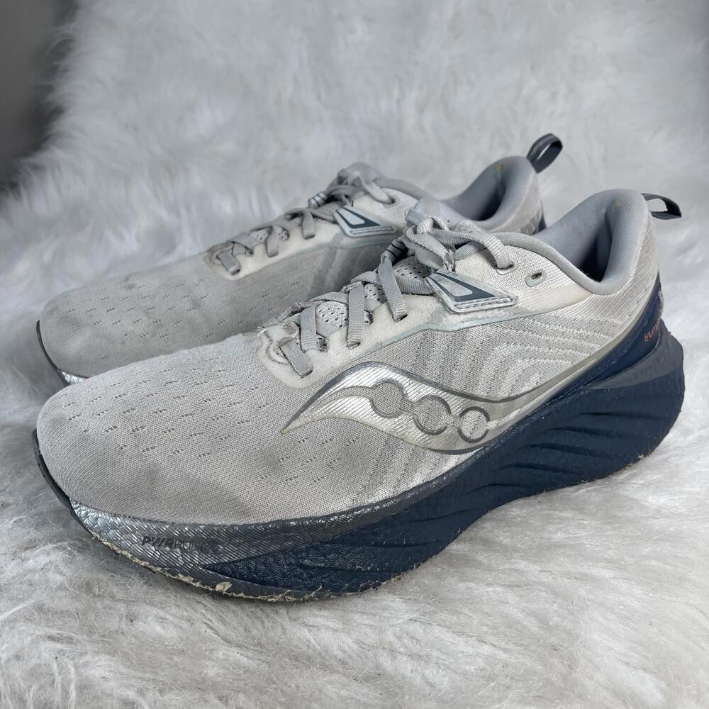 Saucony Triumph 22 Running Shoe in Various Colors Men's US Size 10.5